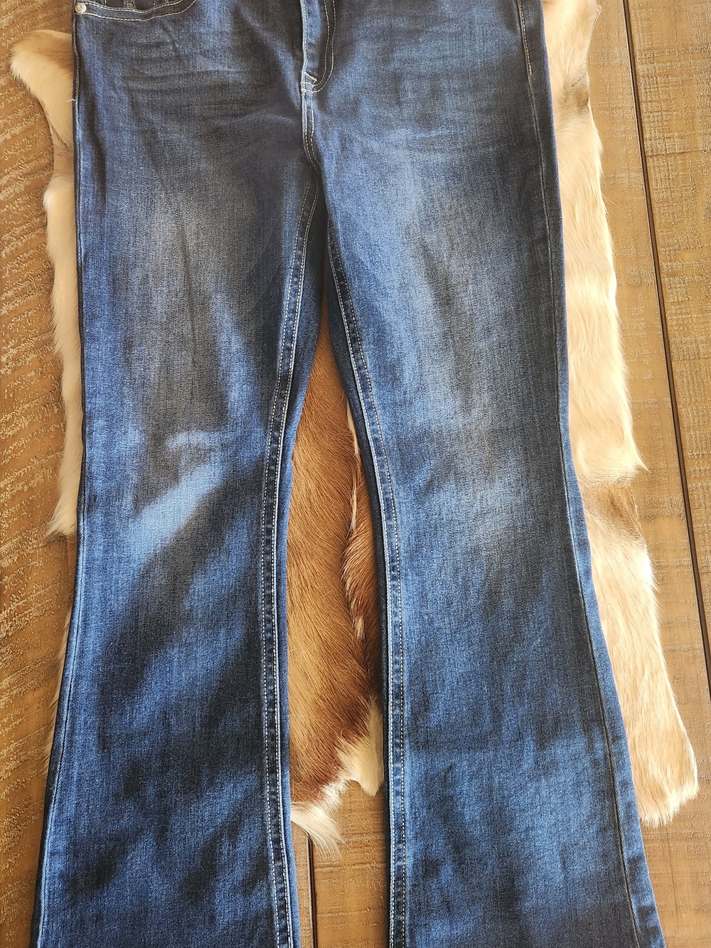 Stretch Flare Jeans in Blue Wash By FIRE AND RAIN